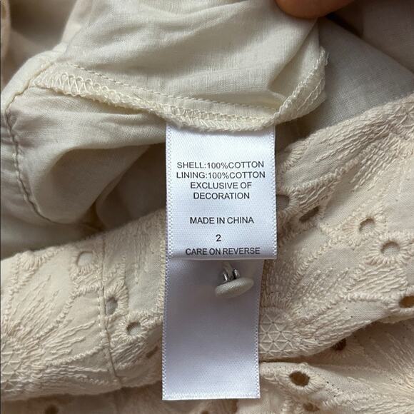 Happy x Nature Kate Hudson Daisy Eyelet Romper, Size 2 - Picture 16 of 16